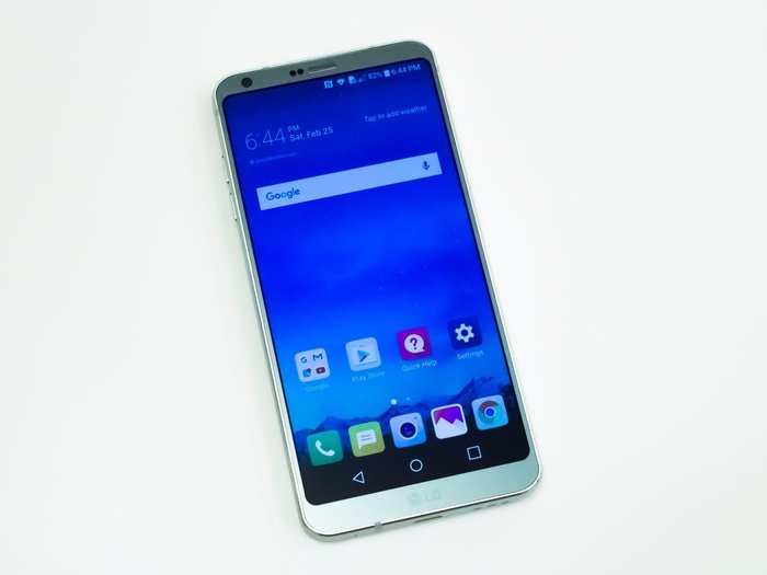 Two new video leaks appear to show the Galaxy S8