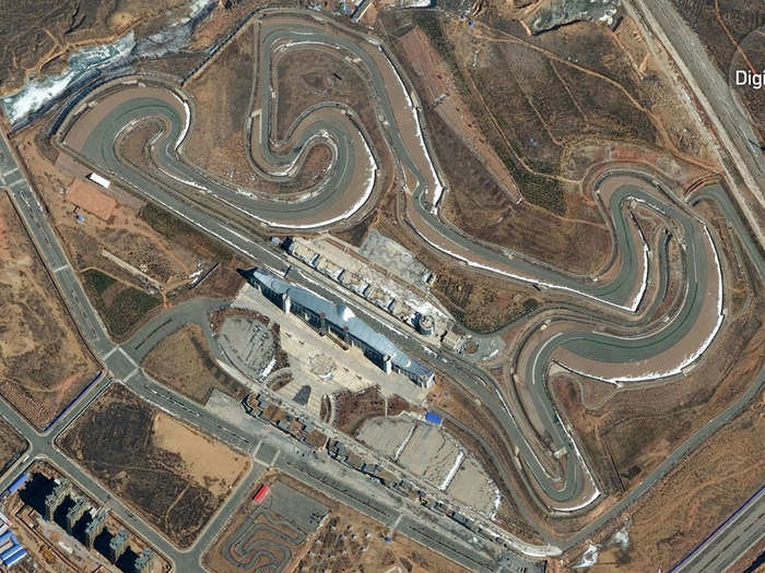 Another cool building in Ordos sits dormant, no longer under construction and not in use, according to DigitalGlobe.