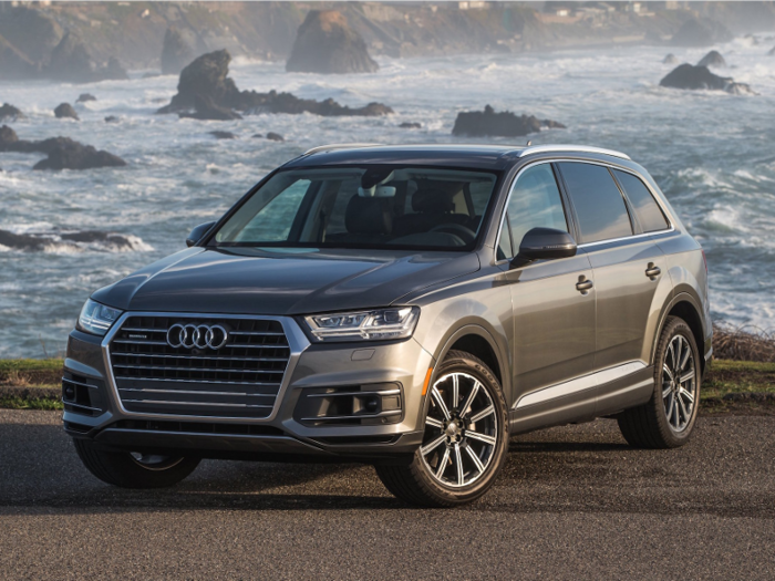 Luxury SUV: Audi Q7