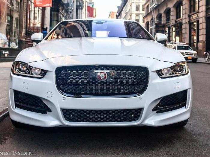 The front end is superb, with all elements of the fascia in balance. Note those suave hood ridges, sort of like the darts in a well-sewn suit jacket.