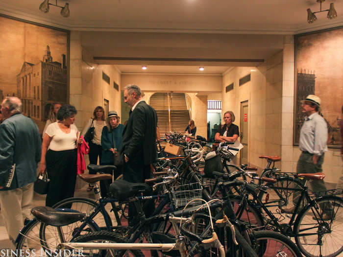 This section used to have a subway connection, restaurant, and barbershop — now, however, it just holds bikes.