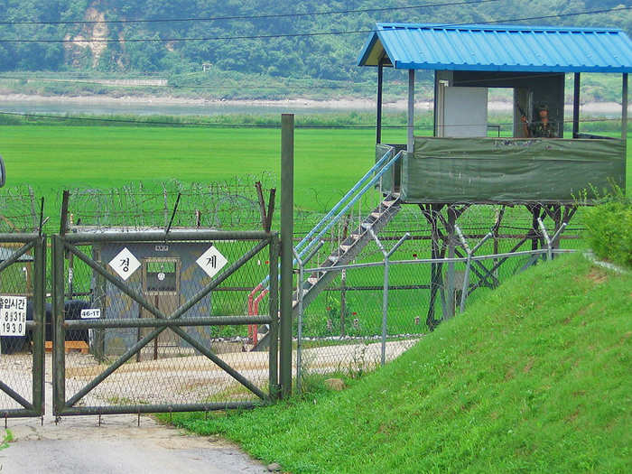 At the 38th parallel lies the de-militarized zone (DMZ), with troops stationed along both sides in case the other decides to attack.