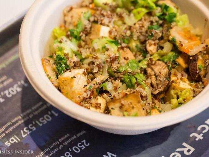 Lastly, I tried the Garlic Roasted Tofu Grain Bowl, one of several salad and grain bowls on the menu. It mixes quinoa, tofu, roasted mushrooms, kimchi, cucumbers, greens, and sesame ginger sauce, and is served warm.