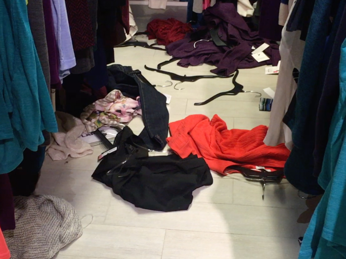 A recent visit to a Manhattan JCPenney revealed similar disorganization.