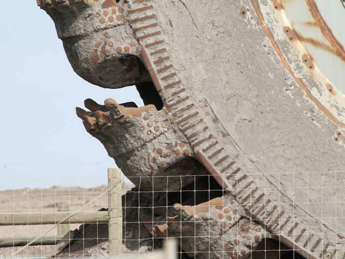 These bucket teeth that dug into the sand were very effective, but when the bucketwheel broke down, mining stopped — so they were phased out in favor of the shovels and trucks.