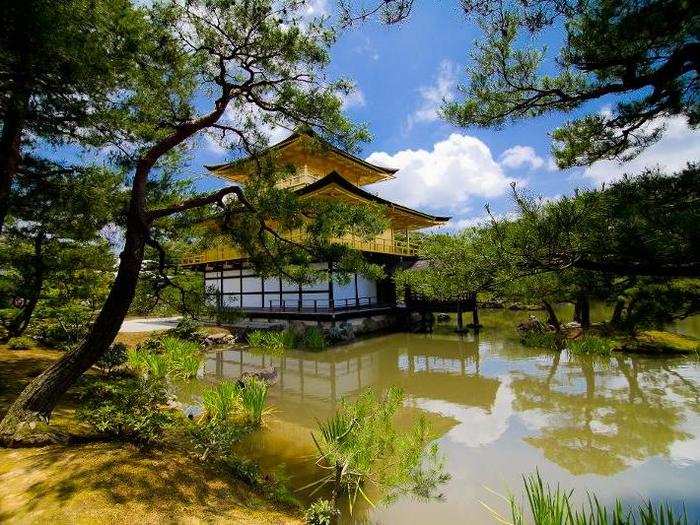 Integrating into the environment is one of the oldest ideals of architecture. The old Japanese capital Kyoto features the breathtaking Golden Pavilion ...