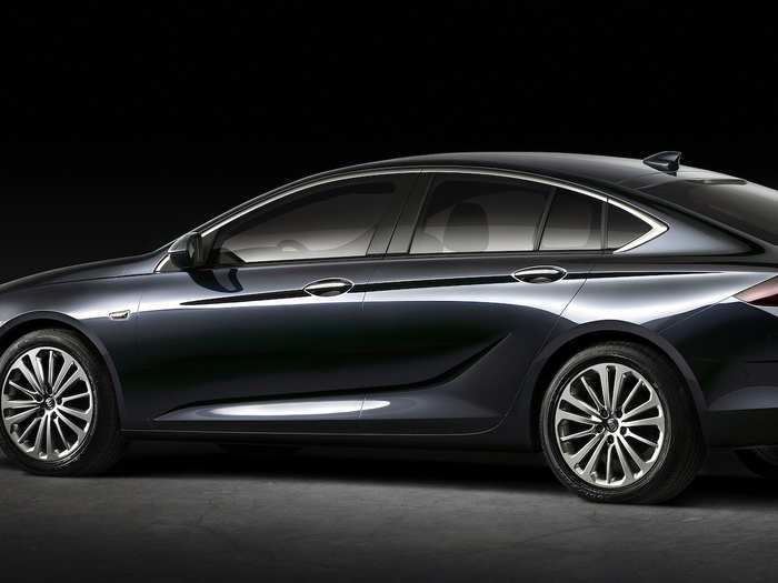 .... Regal Sportback models will make their auto show debuts.