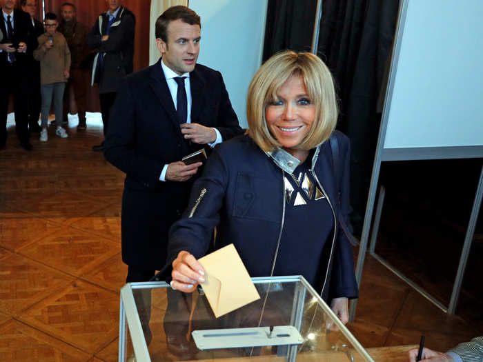 Brigitte cast her ballot during the second round of 2017 French presidential election in Le Touquet.