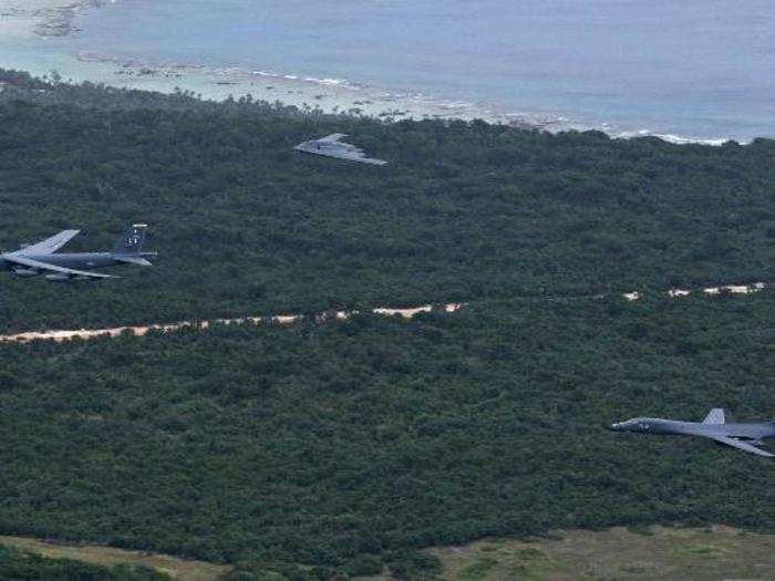 A number of B-52 Stratofortress