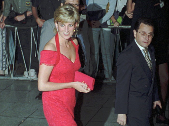 During her marriage to Charles, Diana attempted to support a huge number of charities. Upon becoming single, she resigned from about 100, in order to better focus on a few projects.