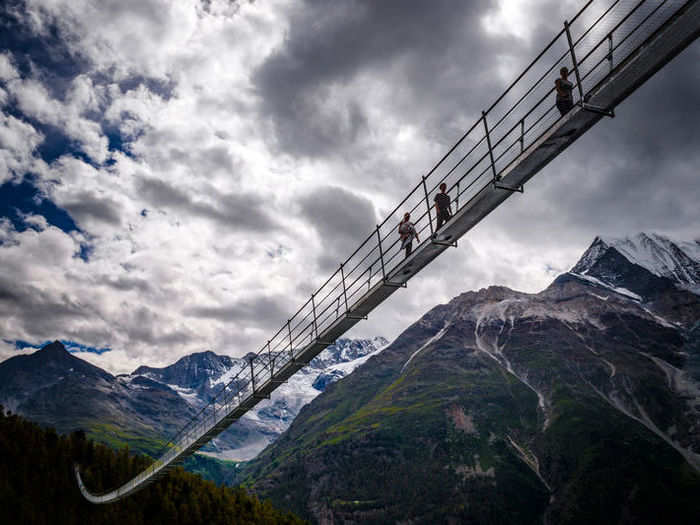 The new bridge sits much higher to reduce the risk of rocks hitting it, and features sturdier cables than the former bridge. The Charles Kuonen Suspension Bridge cost approximately $775,000.