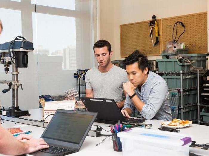 The space is full of old screens and computer gear, and staff are welcome to drop in and spend time taking things apart, building things, and playing with the 3D printer. The space also hosts classes in the evening.