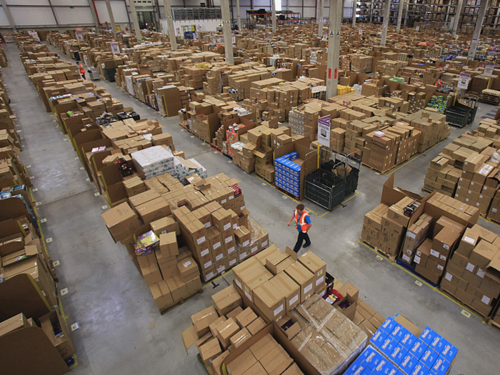 Amazon ships 1.6 million packages a day.