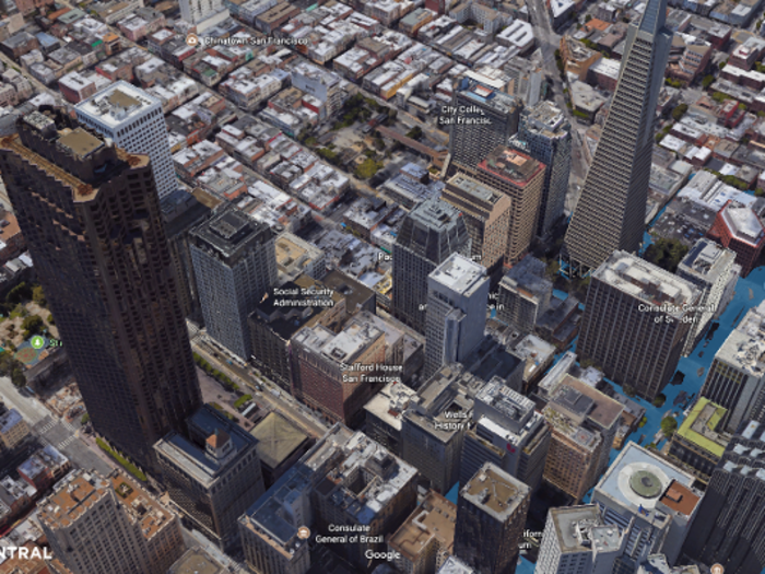 555 California Street could see floodwaters rush the area by the year 2100.