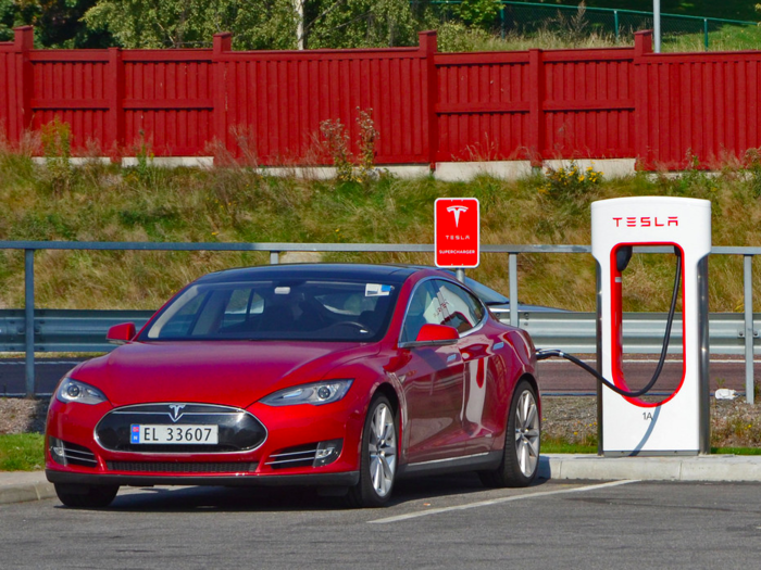 Tesla not only wants to double the number of Superchargers, but have them all run on solar power.