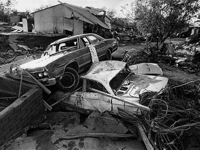 Hurricane Liza (1976) — 1,263 people