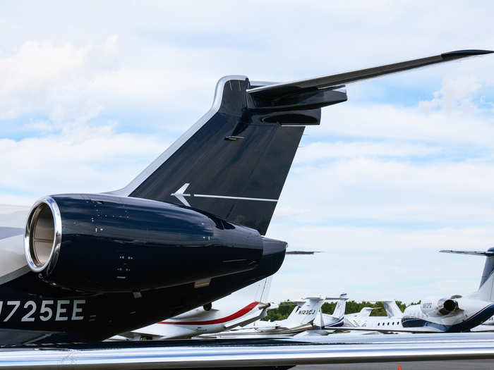 In addition, the plane is equipped with a Honeywell auxiliary power unit in the tail of the plane that can generate electricity and be used to start its engines.