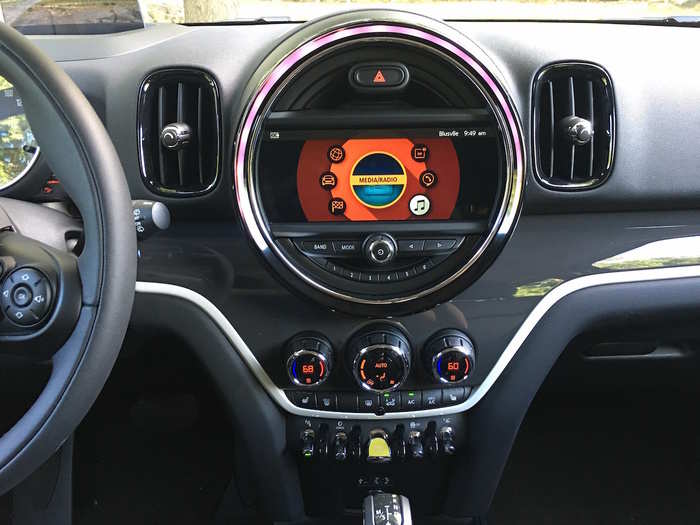 I will also say that I liked how the light around the infotainment console changed colors. It serves no function beyond looking cool, but I dug the groovy vibe.