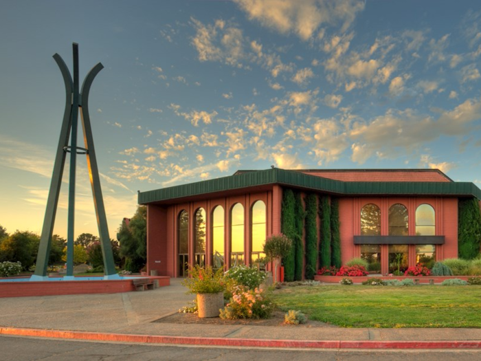 Luther Burbank Center for the Arts is an events center in Santa Rosa that hosts world-class performances, education programs, art exhibits, and popular community events.