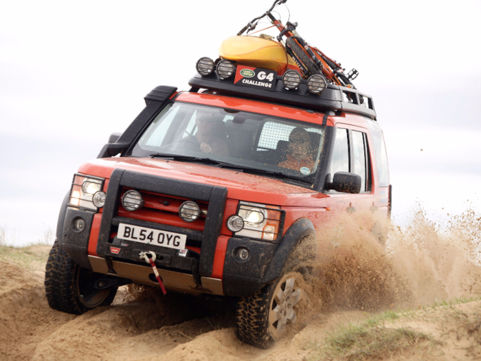 In 2004, Land Rover introduced the first all-new Discovery since 1989. The Series II or LR3 in North America featured a new chassis and new engines options from corporate parent Ford.