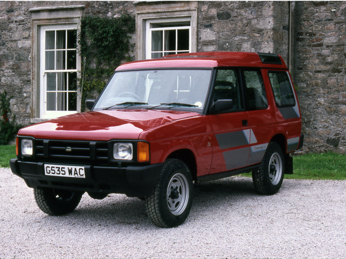 The original Land Rover Discovery Series 1 debuted in 1989. The Disco