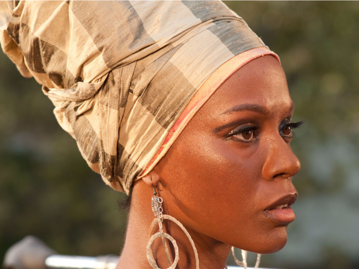 Zoe Saldana as Nina Simone