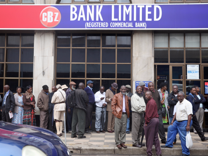 The coup caused the citizens of Harare to make a rush for the banks to withdraw money, in case the situation gets worse