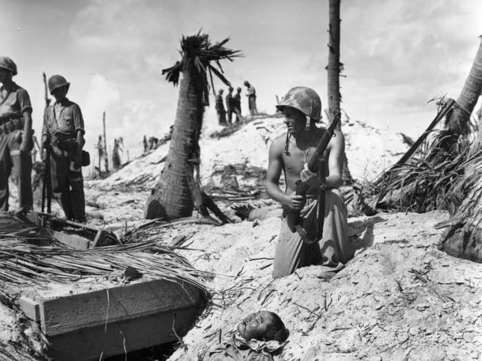 Horrific US losses continued on November 21. A communications failure put reserve troops ashore in the face of strong Japanese fire, and they took heavy losses. "This is worse, far worse than it was yesterday," Sherrod wrote, counting hundreds of casualties.