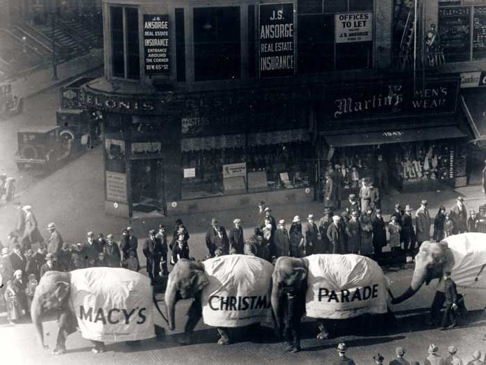 The first Macy’s Thanksgiving Day Parade used live animals from the Central Park Zoo.