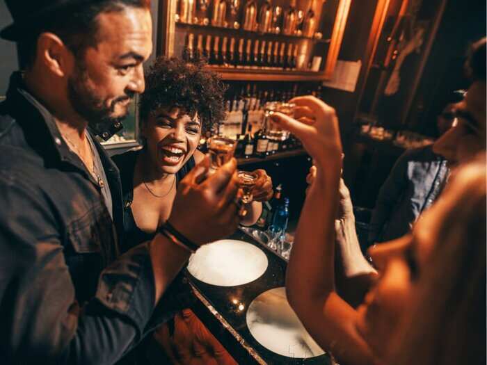 Bartenders reveal what customers' drink orders say about them and it