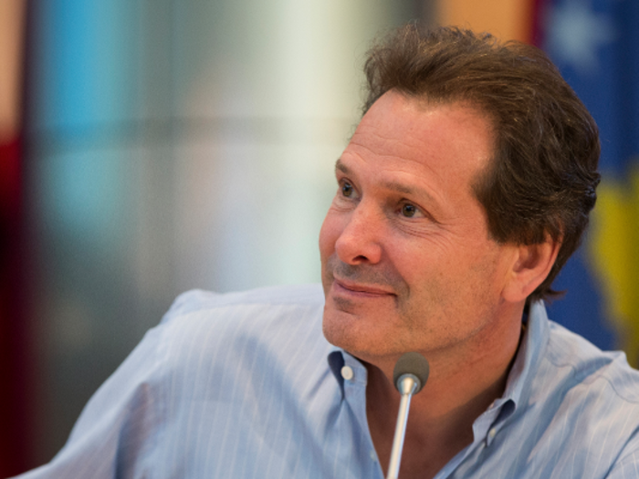 PayPal CEO Dan Schulman encourages leaders to recognize the contributions of their team.