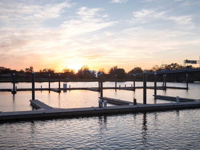 For those just passing through on their boats, the Market Docks are available off Market Pier. It