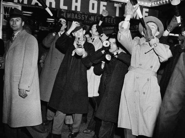 Nevertheless, an estimated half million turned out to Times Square in 1942. At midnight, there was a moment of silence and then a ringing of church bells.