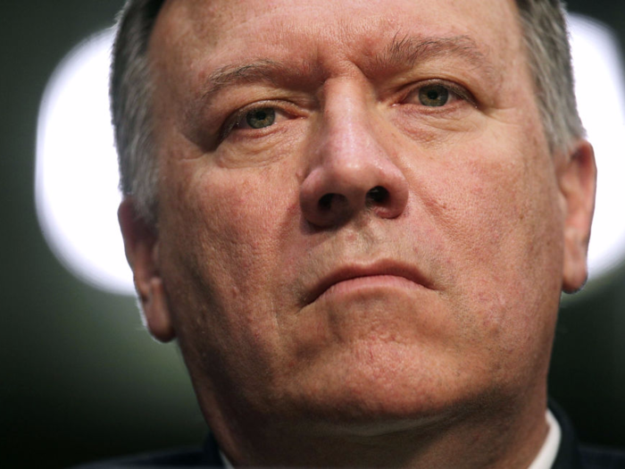 He left the army and attended Harvard Law School, graduating in 1994. Pompeo was editor of the Harvard Law Review and worked as a research assistant for professor and former Vatican ambassador Mary Ann Glendon.