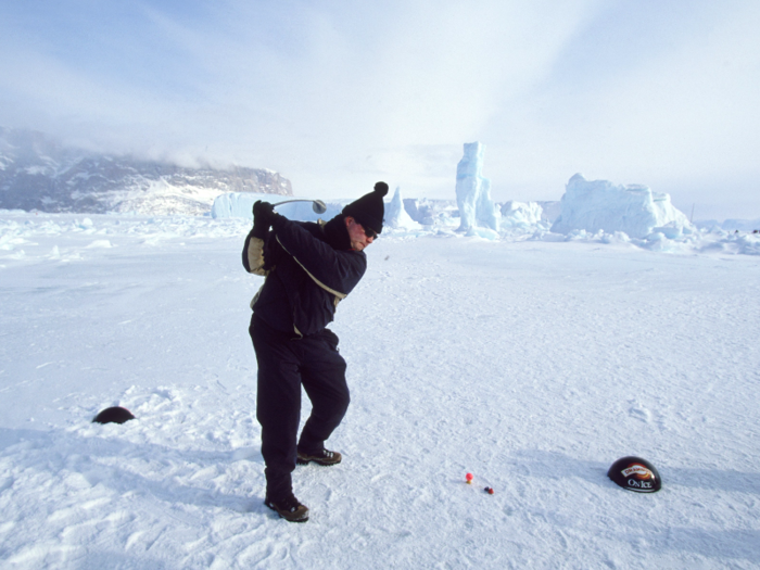 It is important to use coloured balls — red, yellow, or even green — as white balls tend to blend in to the Arctic surroundings.