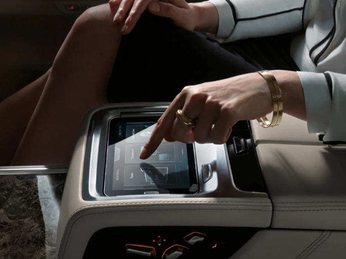 A removable touch-screen tablet gives you control over the car