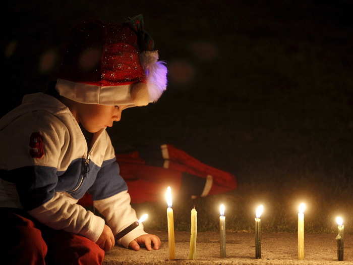 Colombians light candles on December 7, or Little Candles