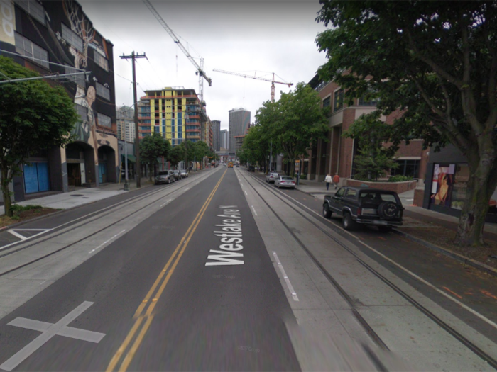 This is the same block, viewed from the other direction. You can see that some construction was underway on Westlake in 2007.