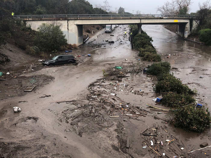 On Monday night and Tuesday morning, Santa Barbara experienced a torrential downpour, its first significant rainfall in weeks.