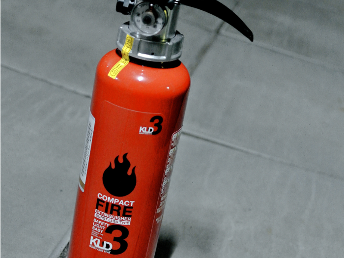 Fire extinguisher