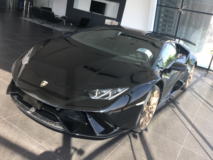 Sitting on the second floor is this black Huracan Performante.