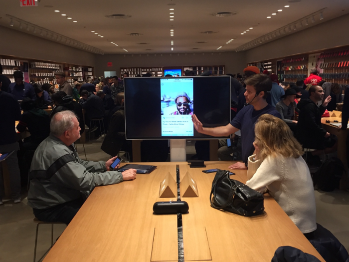 Ahrendts also wanted Apple stores to host classes where customers could learn how to use their products.