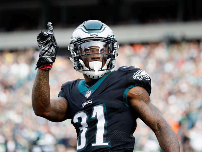 17. Jalen Mills