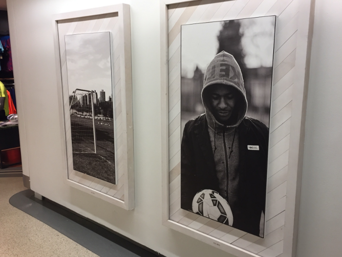 But more often than not, Nike wasted opportunities to show off the qualities that make it stand out from its competitors. I was drawn to the framed, black-and-white photos on each floor, but they were placed near the elevators and away from the merchandise.