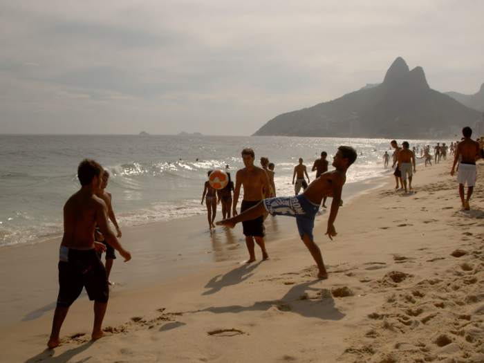 Brazilians take their football very seriously even down at the beach. Men and women play keepie uppies at the front of the beach and it makes for great people watching. Be warned, though — if you want to join you