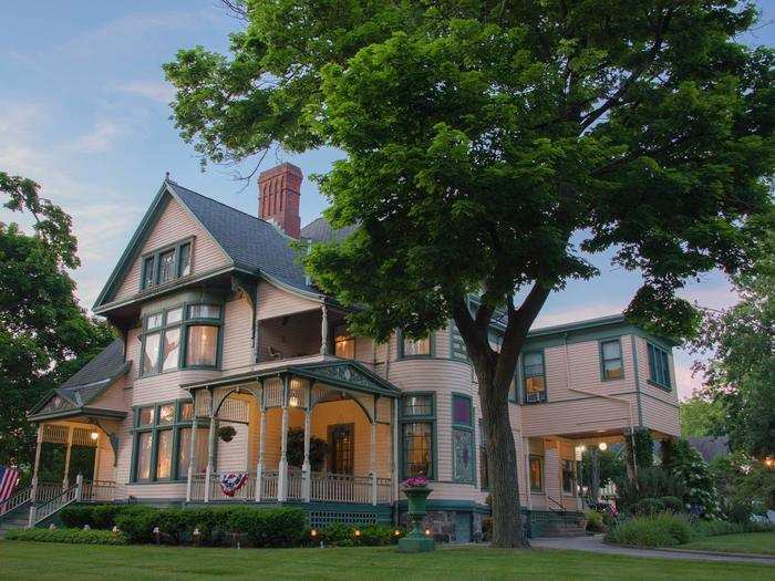 Indiana: The Oliver Inn