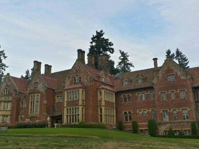 Washington: Thornewood Castle