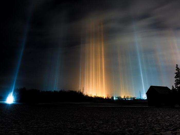 He turned off the highway, set up a tripod, and photographed the sky for the next two hours.