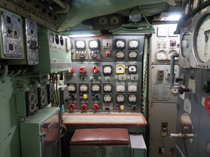 Officers in the control room ordered crew members to control the Growler