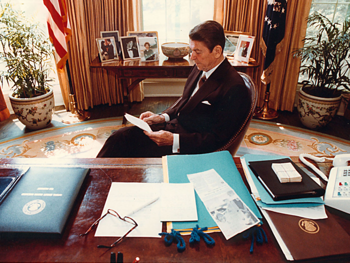 Reagan also mostly left the Oval Office alone during his first term. After his reelection, he adopted a pale gold rug with a sunbeam design, that had been designed by First Lady Nancy Reagan.